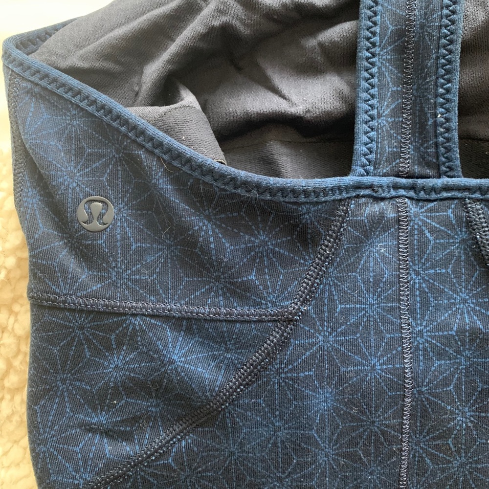 Lululemon workout tank top.